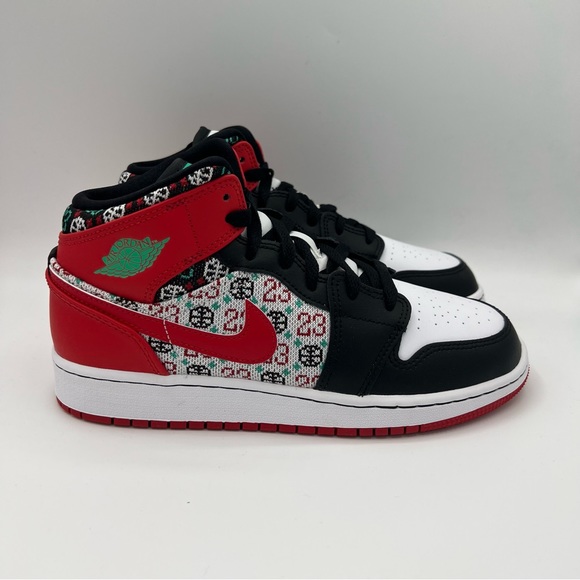 NWB Air Jordan 1 Mid GS SE Ugly Christmas Sweater/ Holiday 2021 Sneakers - Picture 3 of 9